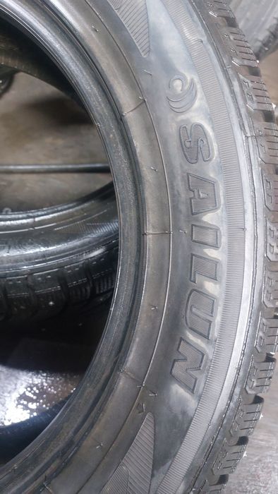 Продам шины R 18