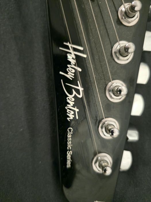Chitara Harley Benton Extreme-76LH BK si amplificator Epiphone Studio-10EQx