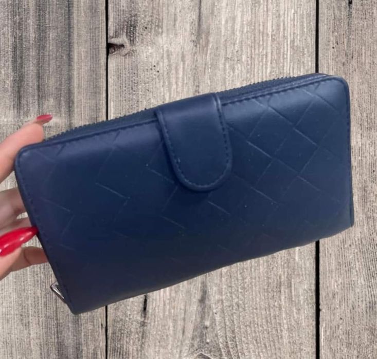 Дамско портмоне/портфейл