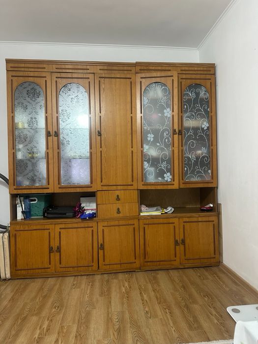Отдам советскую стенку бесплатно