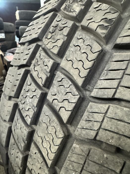 225/65/16C vredestein compact 2 all season+