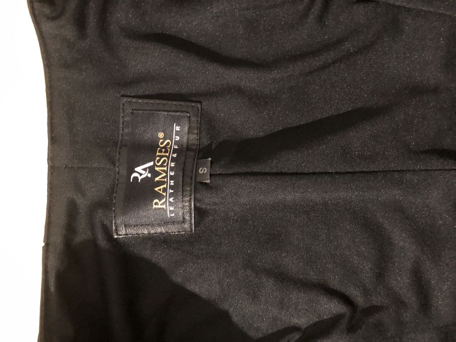 Куртка коженная