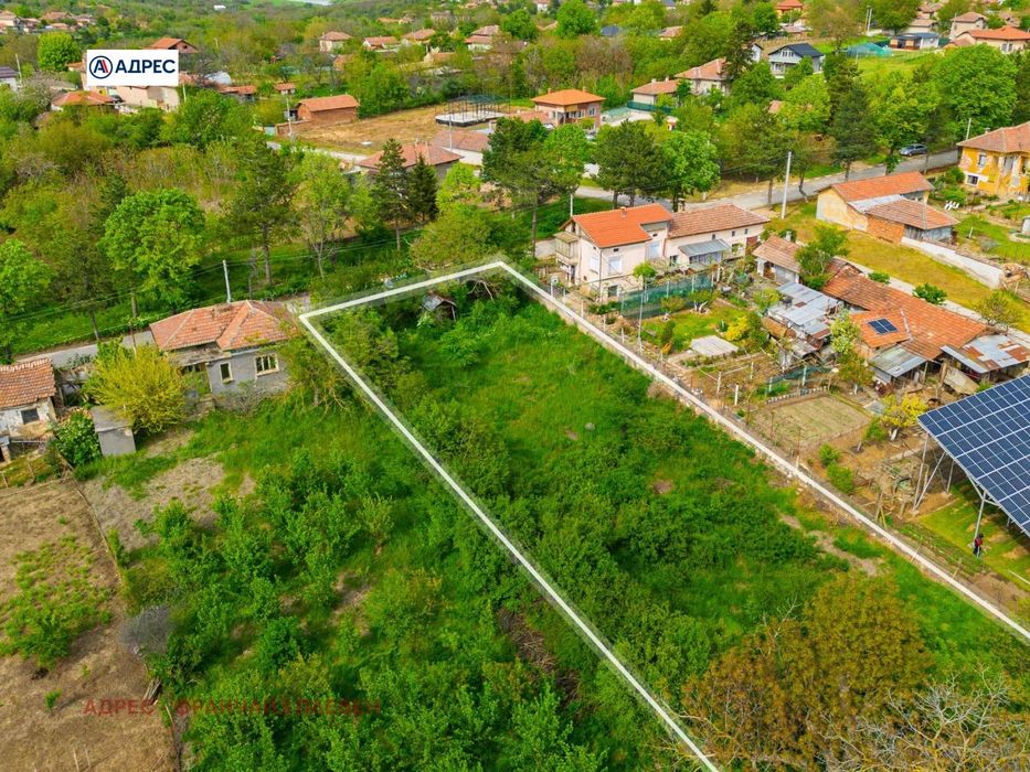 Парцел в Плевен, област-с.Коиловци площ 1123 цена 13000