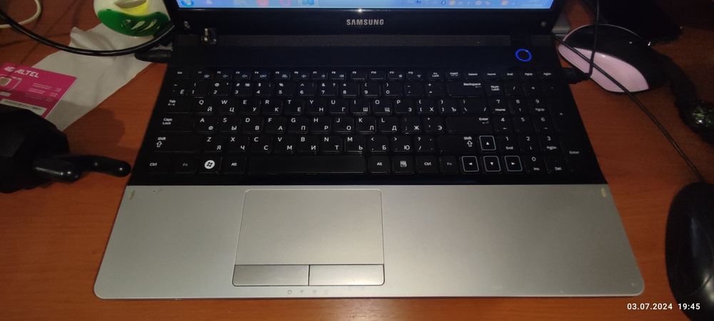 Ноутбук Samsung  продам