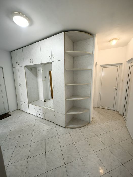 Продава се Тристаен апартамент в Плевен, Сторгозия - 102 кв.м за 2229 €/кв.м - Снимка #8