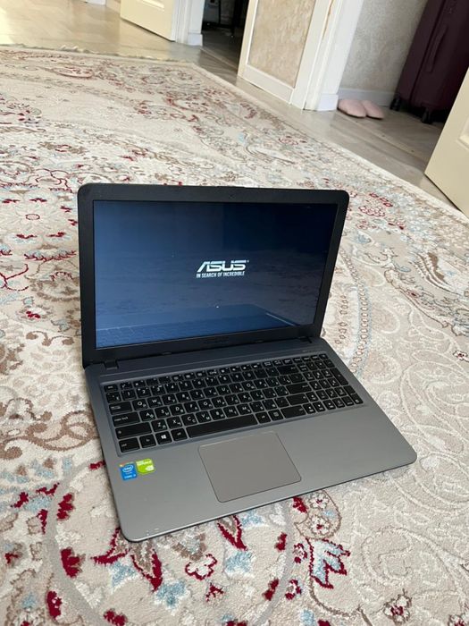 Нотбук Asus продам