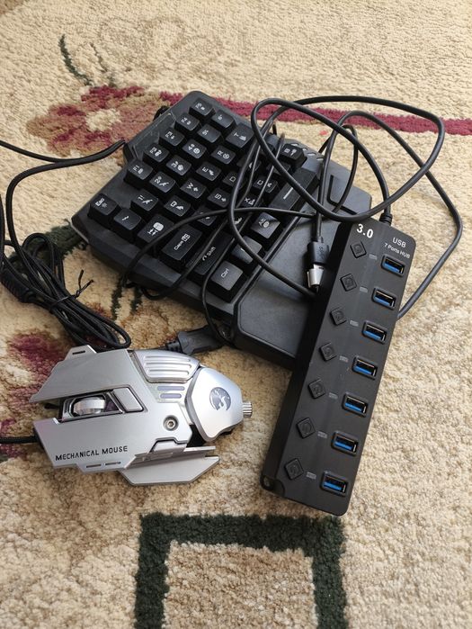 Для игр или работ с телефоном или пк, зорядник проверено 120 ват