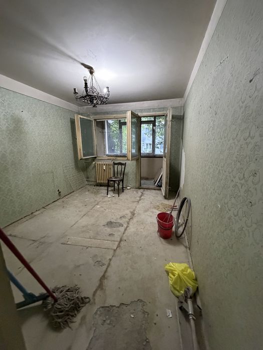 3 camere Emil Racovita Berceni  etajul 1 67mp