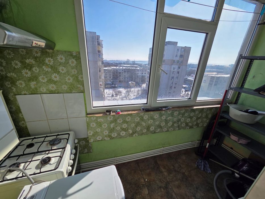 Ocazie! De inchiriat apartament cu două camere Micro 19 la 270 euro.