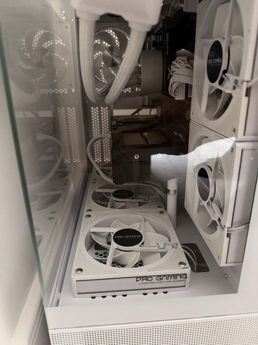 Pc gaming rtx 5070 in garantie .