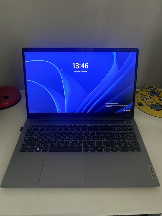 IdeaPad 3 15IAU7 Laptop