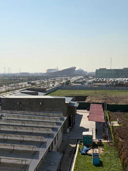 Продаётся просторная квартира в Мирзо-Улугбекском районе