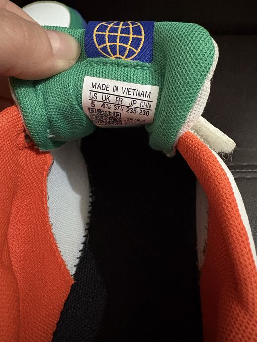 Adidasi baieti,marime 37 1/3 marca Adidas