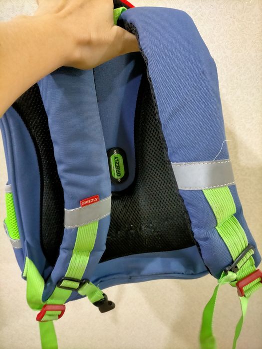 Продам школьный рюкзак