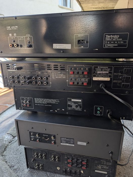 Hi-fi technics pioneer