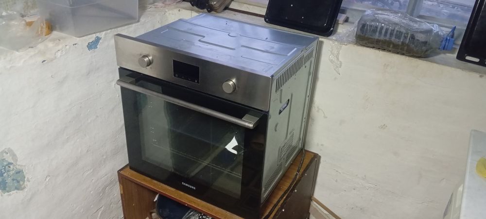 Духовая печь Samsung
