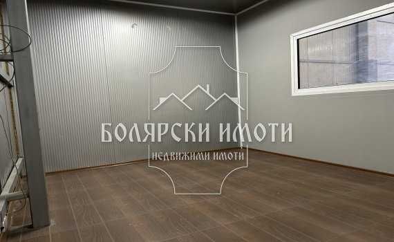 Дава се под наем Склад в Велико Търново, Промишлена зона - Запад - 440 кв.м за 1800 € - Снимка #2
