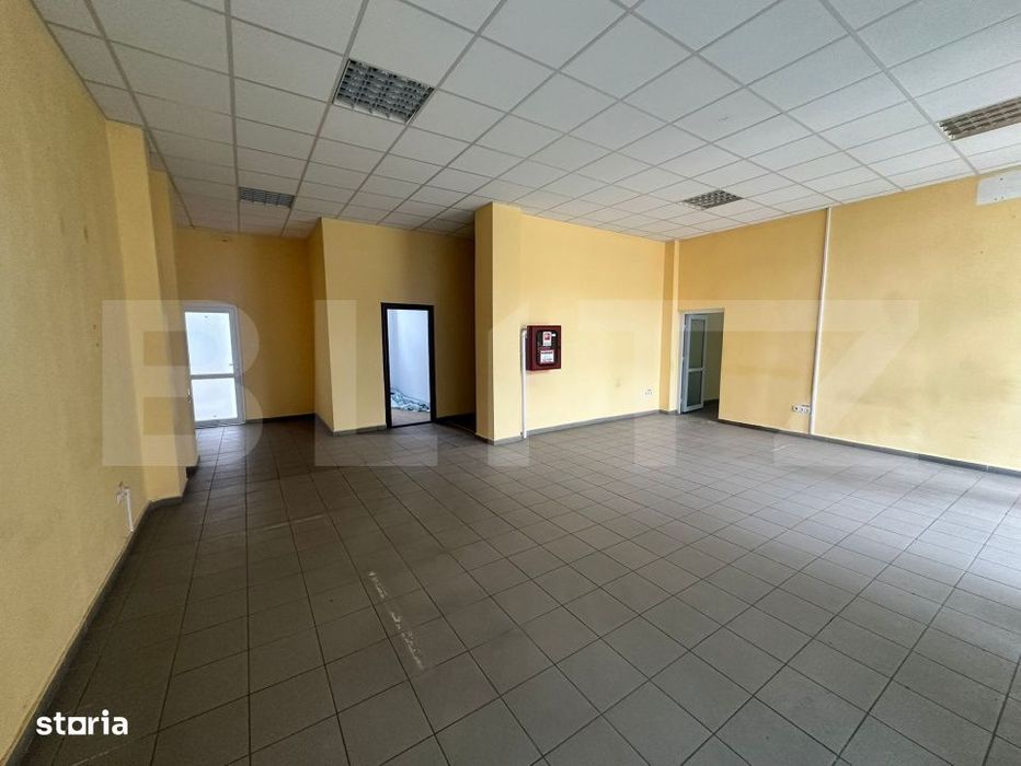 Spatiu comercial de inchiriat, 120 mp, vitrina mare – zona Liceul Au