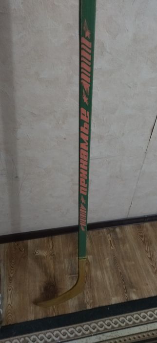 Хоккейная клюшка