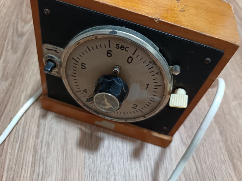 Temporizator analogic