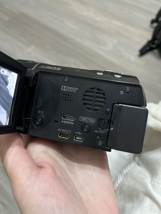 Продам видеокамеру/фотик panasonic sd800