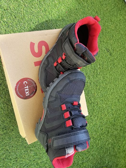 Боти за деца! 10 лв.