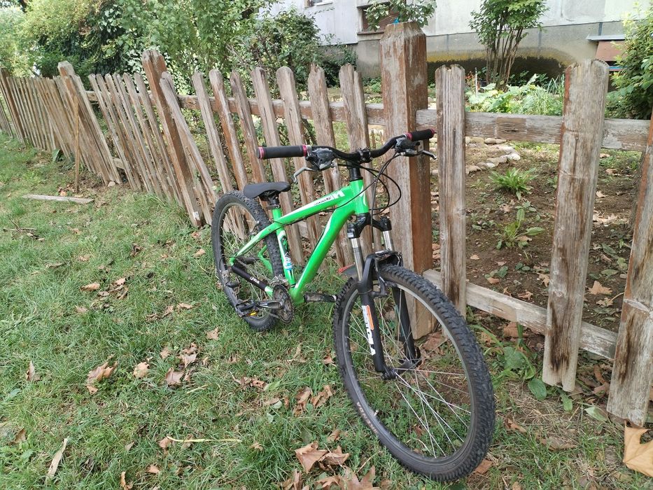 specialized hardrock 26