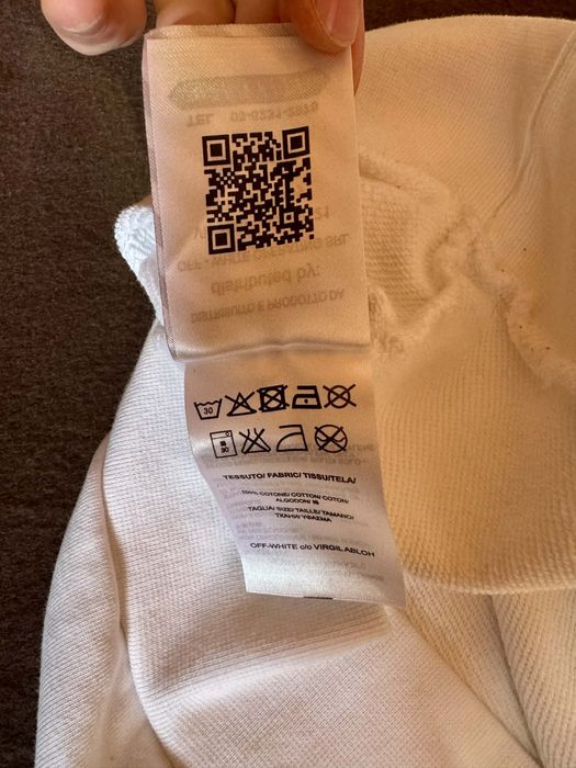 Off White pulover