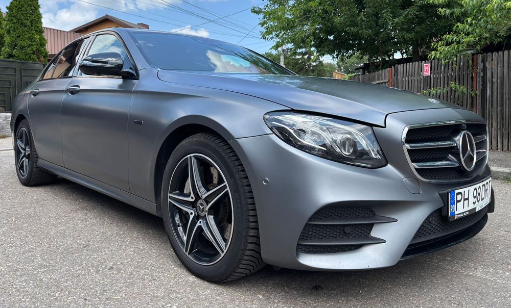 Mercedes-Benz E 300 de T 9G-TRONIC AMG Line