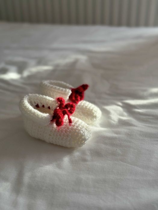 Botosei crosetati pentru bebe