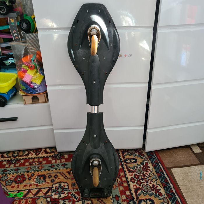 Скейт - змейка. 2 штуки.