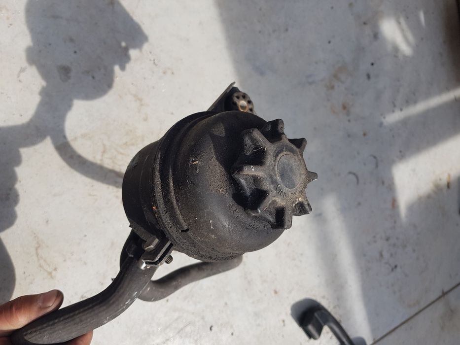 Казанче хидравлика бмв е90 е91 е92 е93