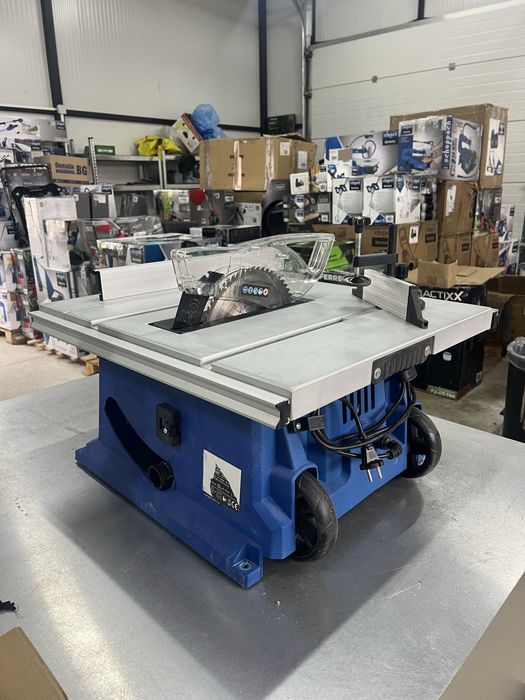 Стационарен циркуляр Scheppach HS105 2000W 250мм -роботна маса 920мм