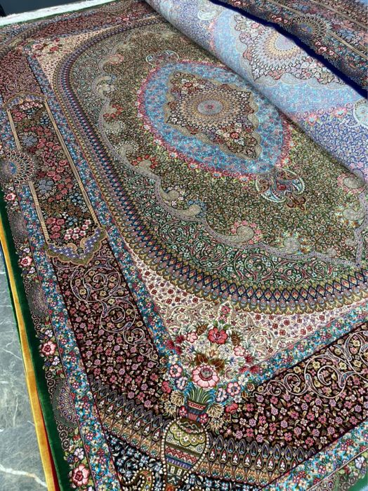 Шелковые и Ковры оптом и в розницу