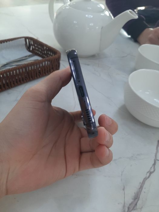 S23 8/128 с коробкой