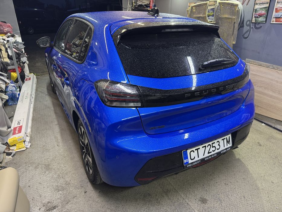 Peugeot 208 ALLURE 1.2 Pure Tech