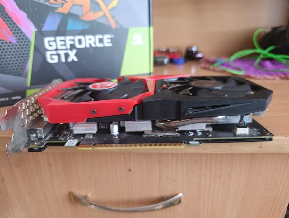 Продам видеокарту GTX-1660super