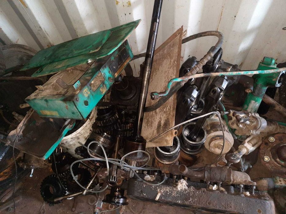 ЮМЗ Д-65 Продаю запчасти