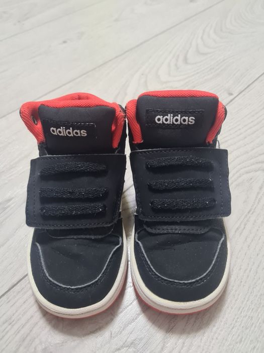 Adidas Fortarun боти