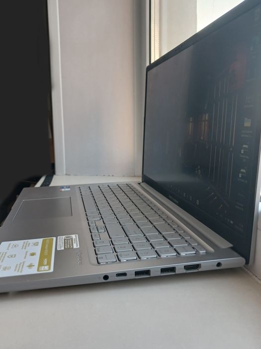 Ноутбук ASUS Vivobook 15