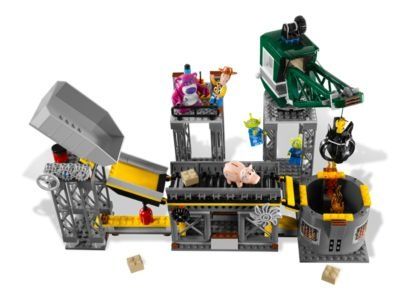 LEGO 7596 Toy Story Trash Compactor Escape
