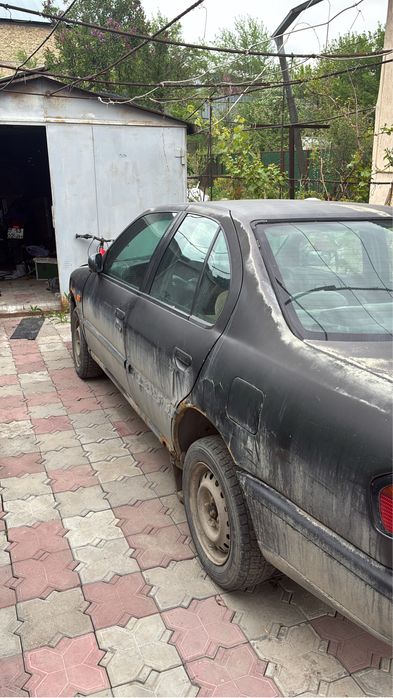 Продам нисан примера р10
