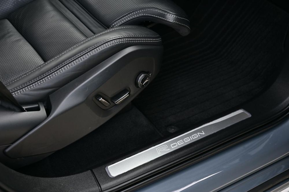 Volvo xc 90 2019 R.Design Camera  360.