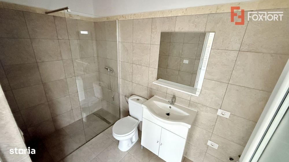 Duplex pe parter 4 camere Ghiroda