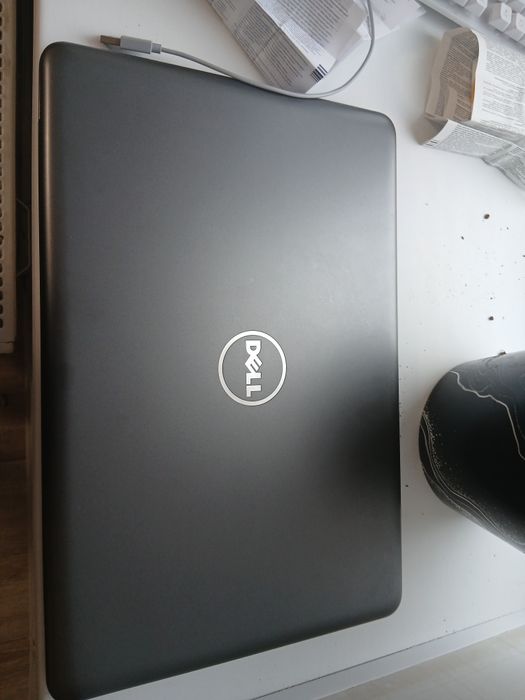 Ноутбук Dell с сенсорным экраном