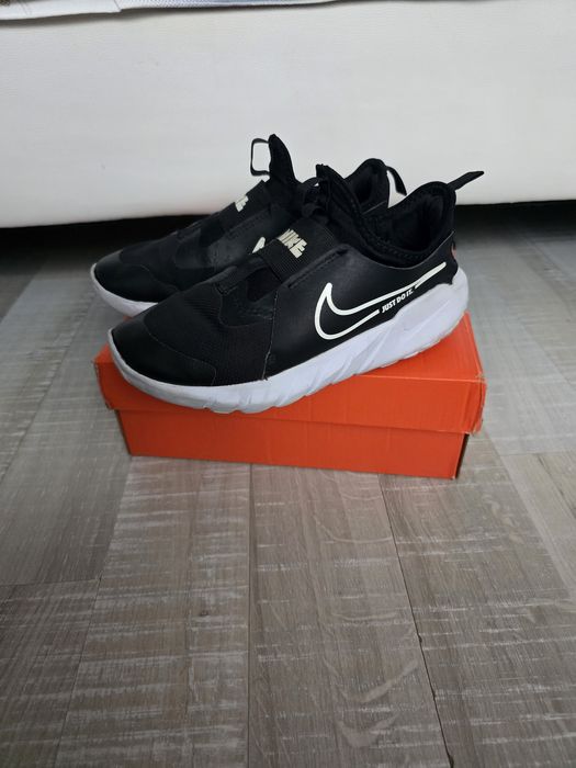 Nike flex runner 2 маратонки 35.5н