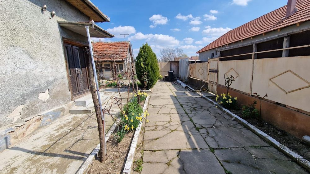 Casa cu gradina de vânzare, oraș Ineu, jud. Arad