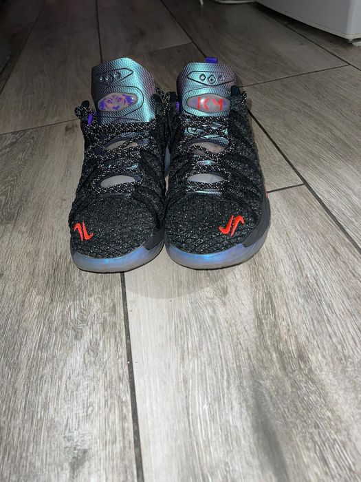 LeBron 18 'The Chosen 2'