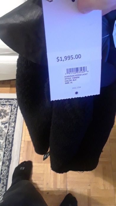 Geaca UGG AUSTRALIA blana naturala neagra cu capse marimea M