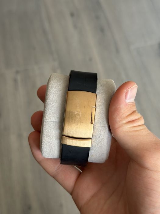 Часы Механические